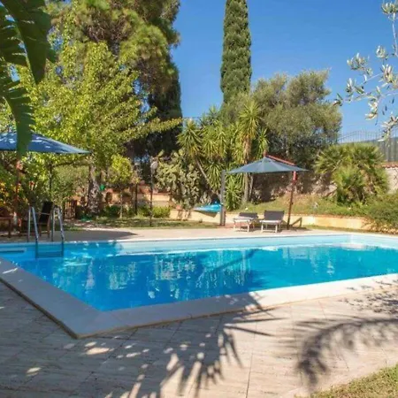 Flora Villa *