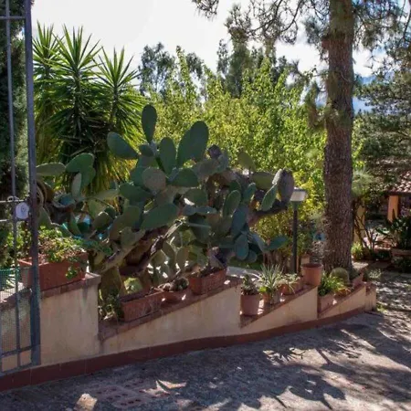 Villa Flora *