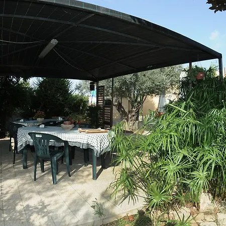 Flora Villa *